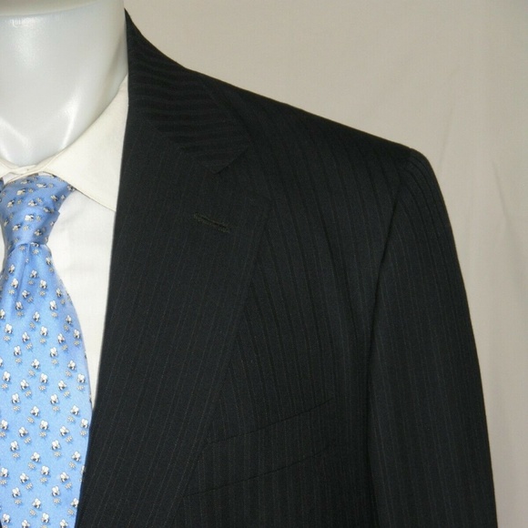 Brooks Brothers Golden Fleece Navy Striped Cavendish Two Button Suit 42L